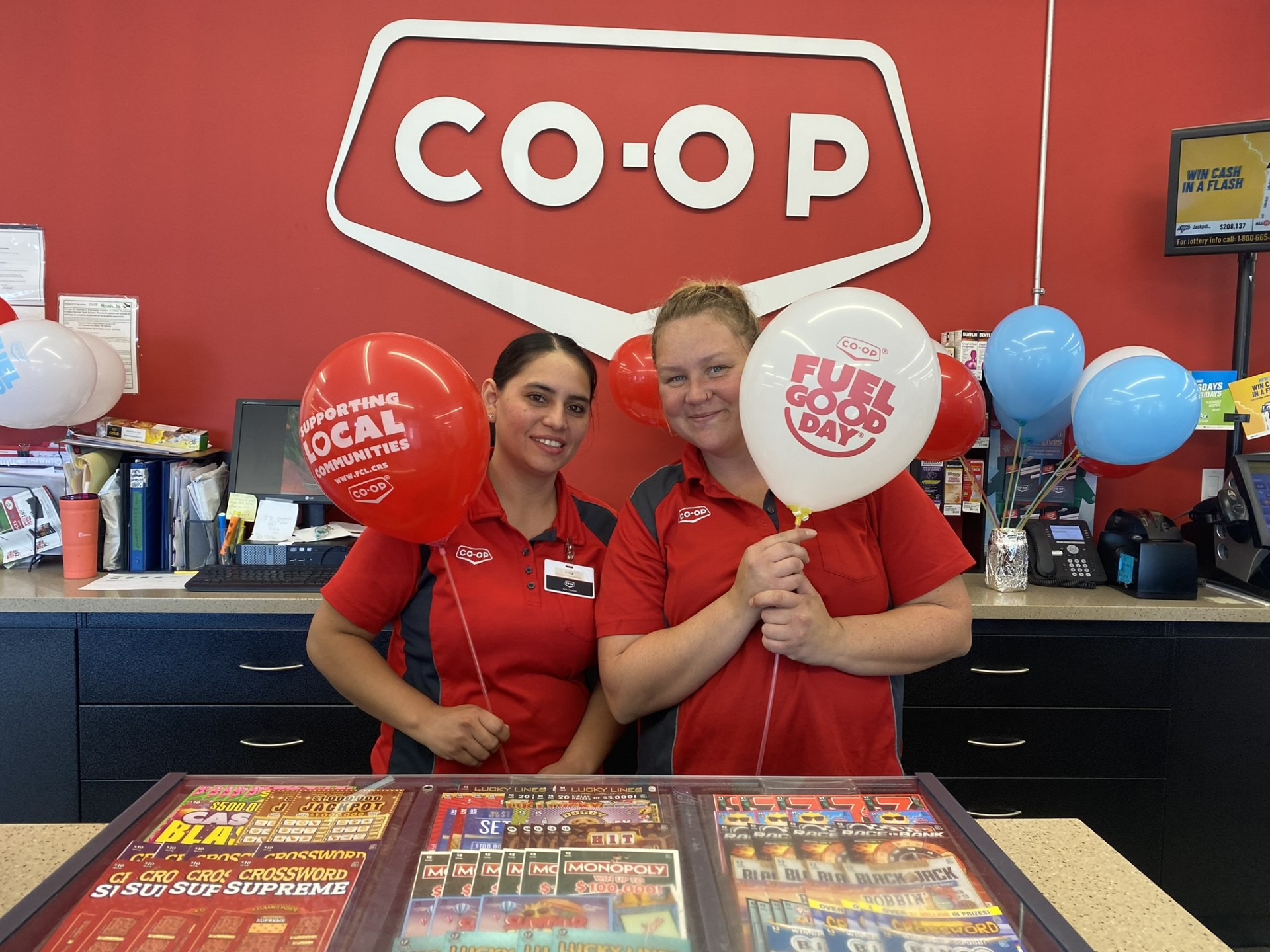 Community Spirit Shines as Valleyview Coop Donates over 10K to Local